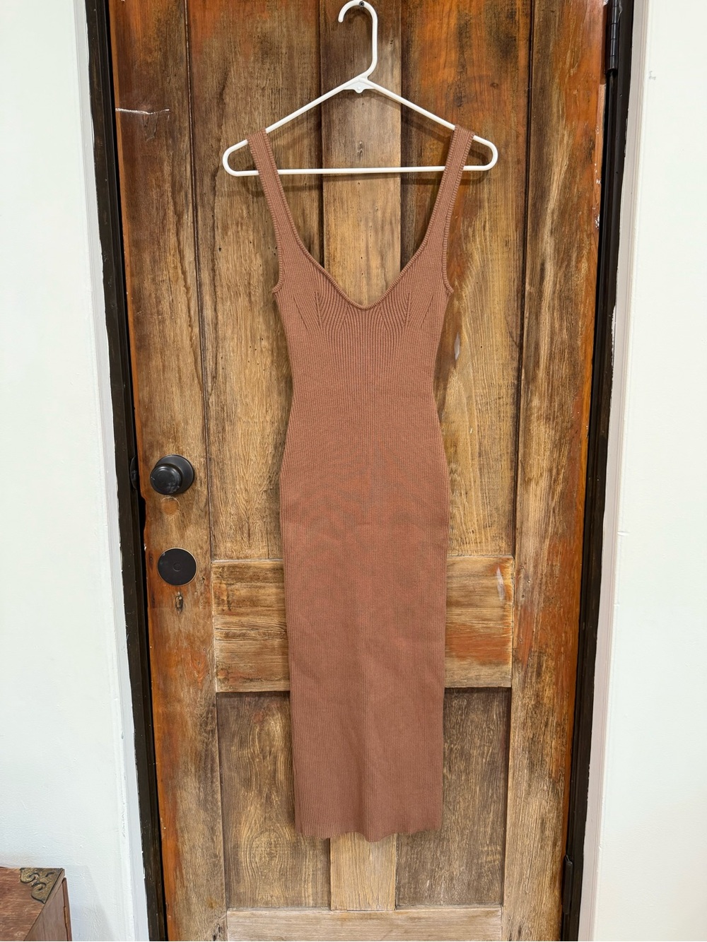 Scoop Neck Knit Maxi Dress in Brown